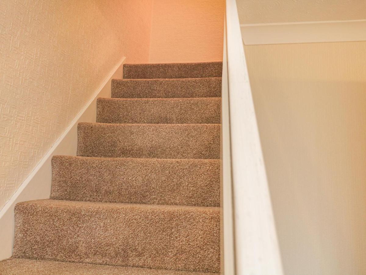 Villa Basford View Cheddleton Esterno foto